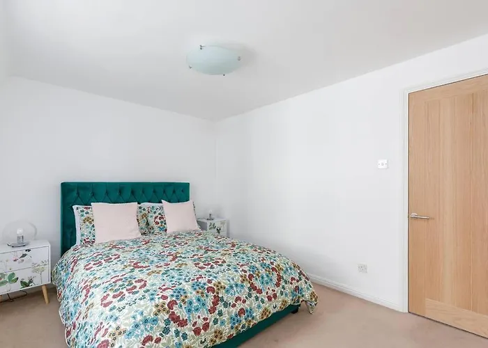 Birch South Lanes - Super 2 Bed Duplex With South Terrace